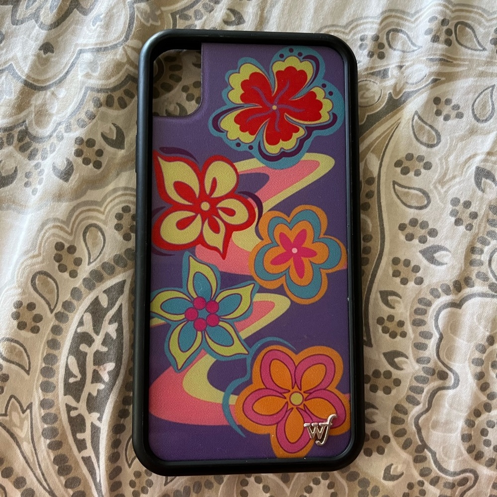 super cute wallflower xr phone case